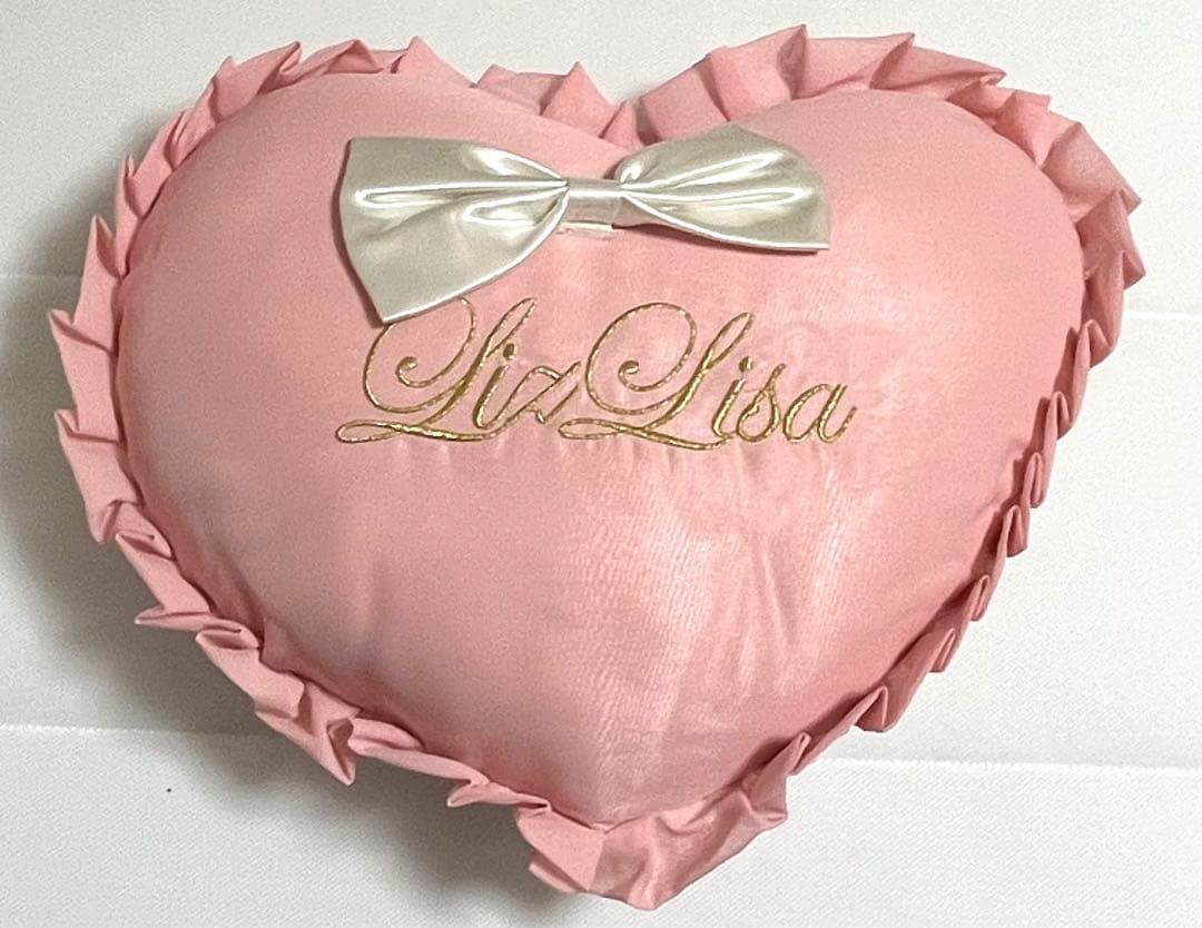 LIZLISA リズリサ ハート型クッション 未使用 激レア 希少品 - メルカリ