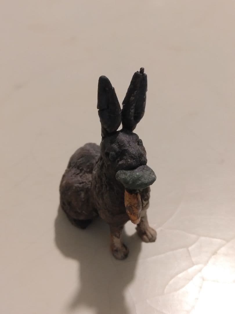 パリ蚤の市で購入したウサギ スイスからの、 ピンクのうさぎの ぬいぐるみ🐇🎀 ピンクパープル