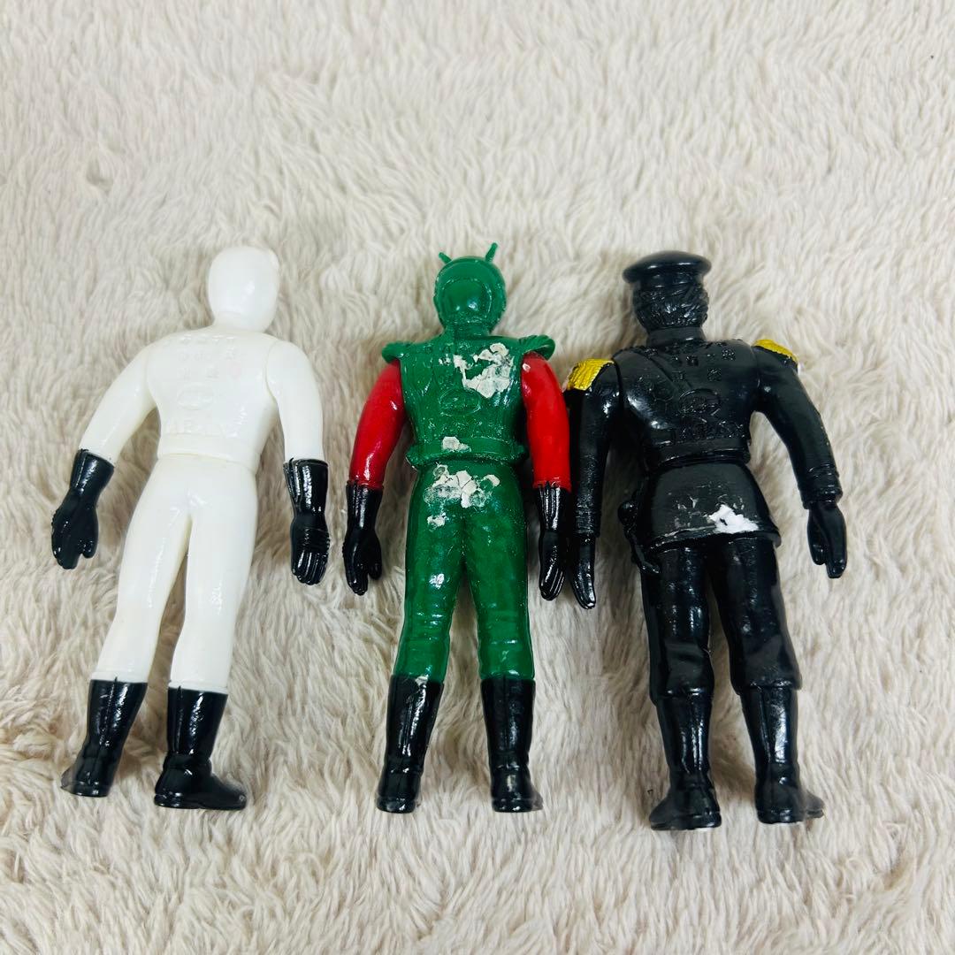 希少】ポピー 空飛ぶ!! 仮面ライダー 改造手術台セット 当時物 - メルカリ