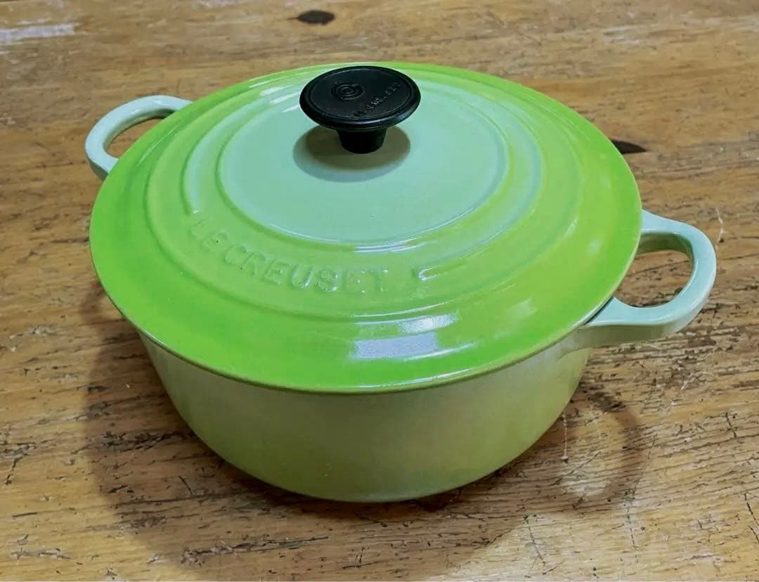 LE CREUSET ルクルーゼ ココット・ロンド キウイ 20cm - メルカリ