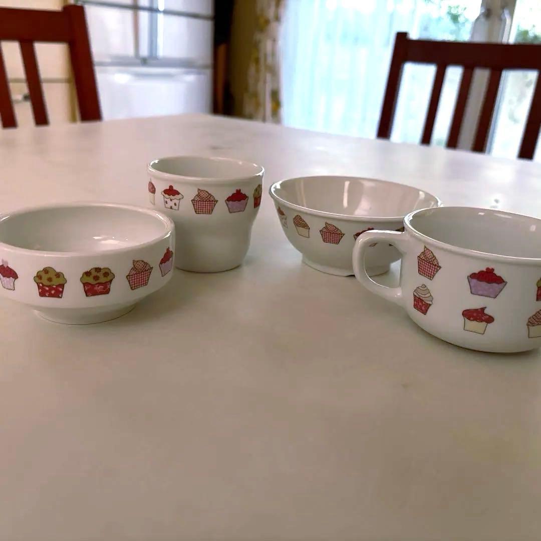 ローラアシュレイ 陶器子供用食器セット カップケーキデザイン 5点