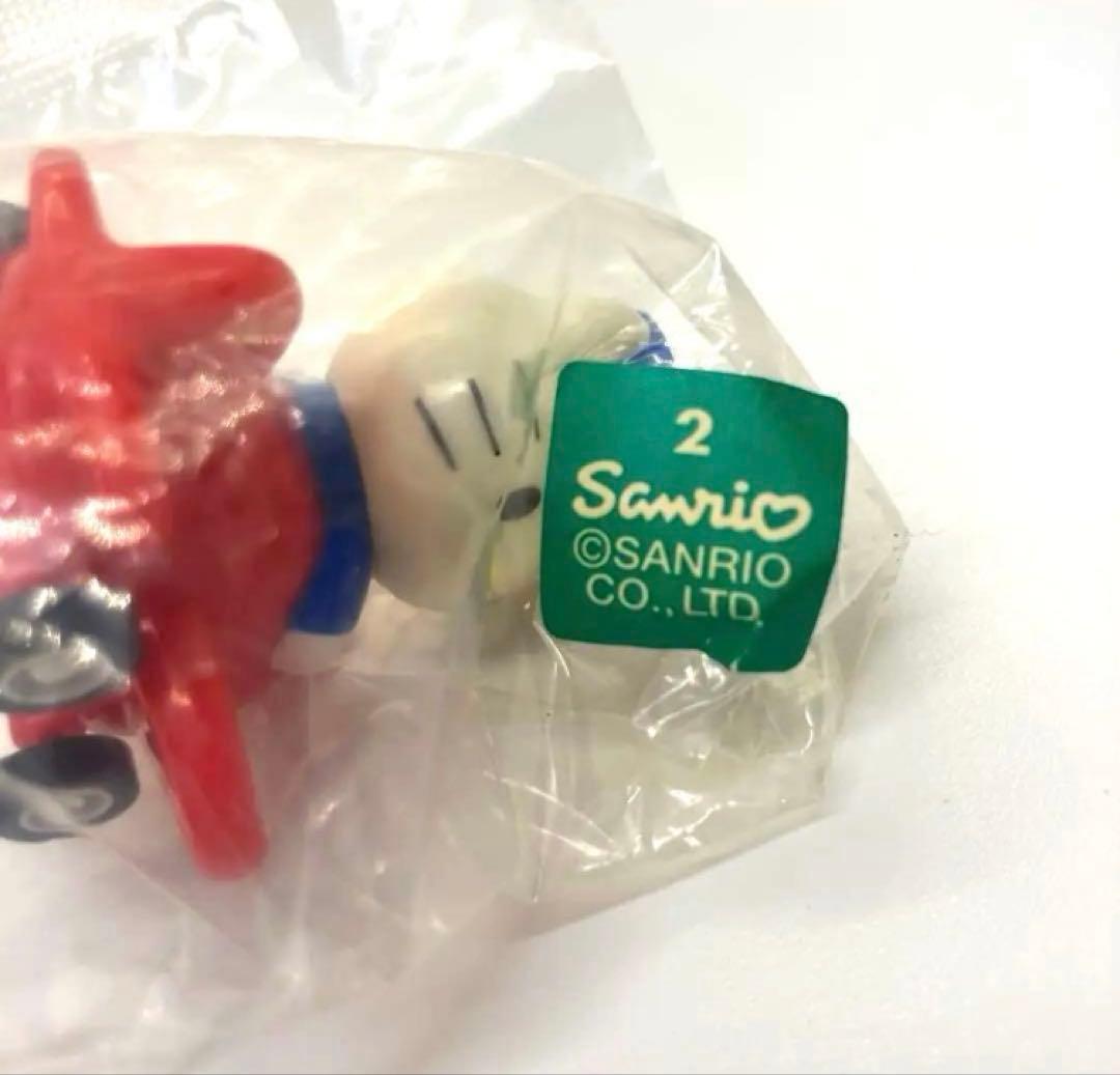 ハローキティ 飛行機型フィギュア 赤い飛行機 - メルカリ