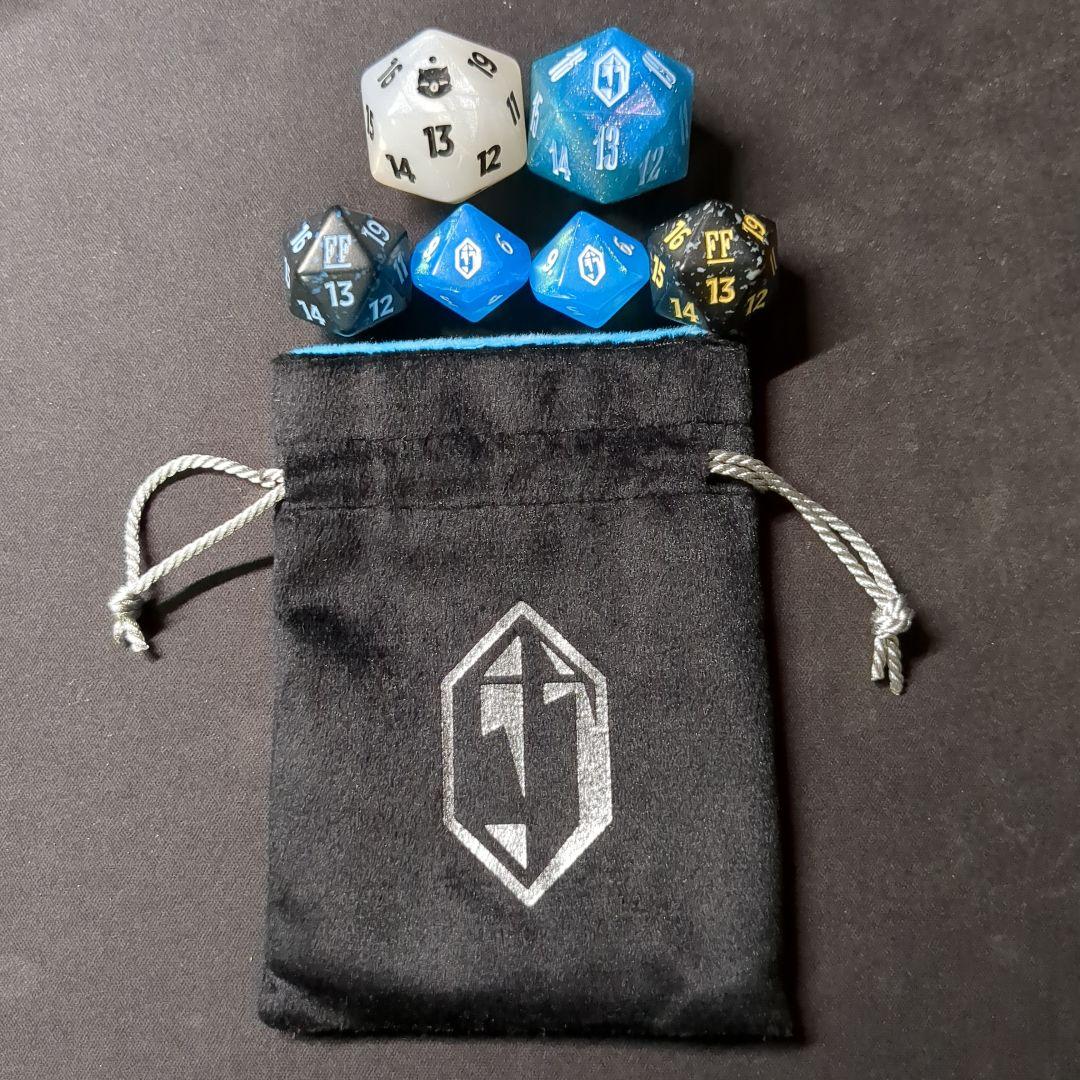 FFコラボ　ダイス、ケースセット Amazon.co.jp: Forged Dice Co. プレミアム3列ダイスケース