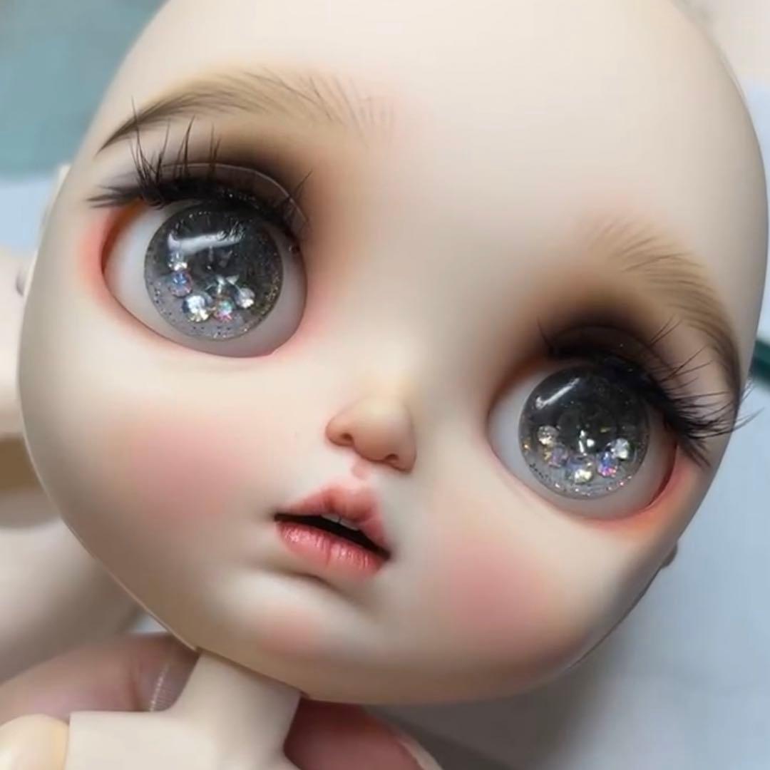 有名作家様カスタムブライス 人形 かわいい ネオブライス きれい