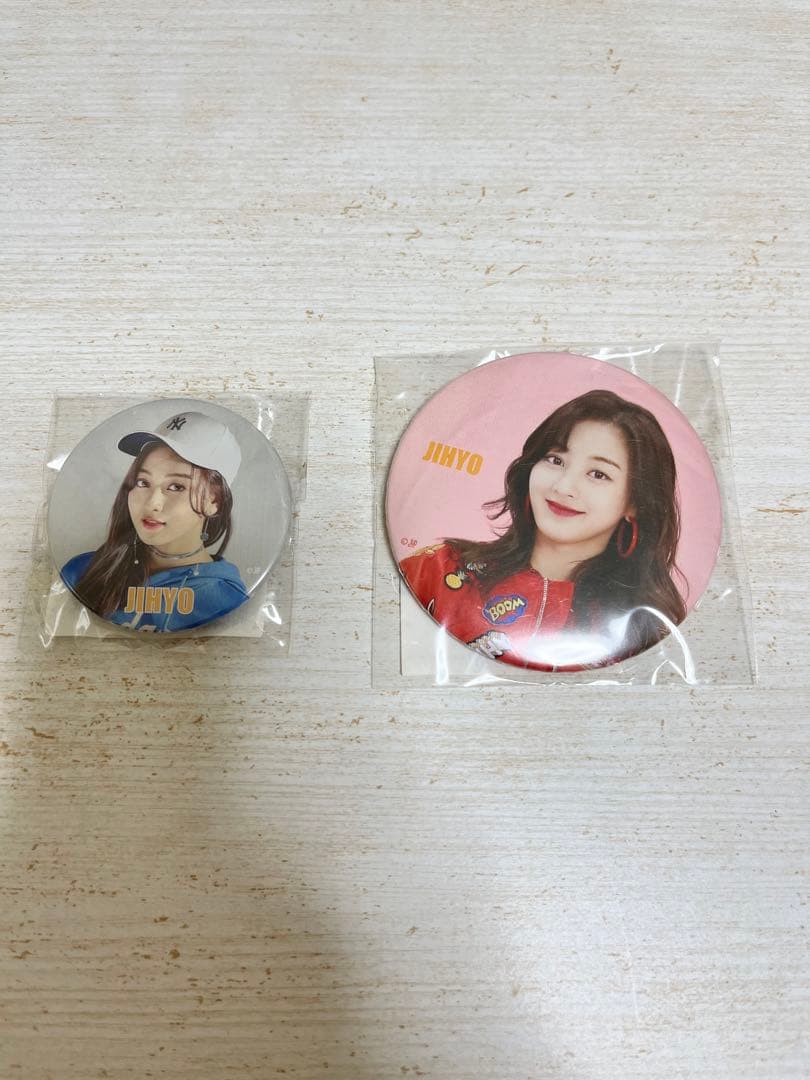 TWICE ジヒョJIHYO グッズ - メルカリ