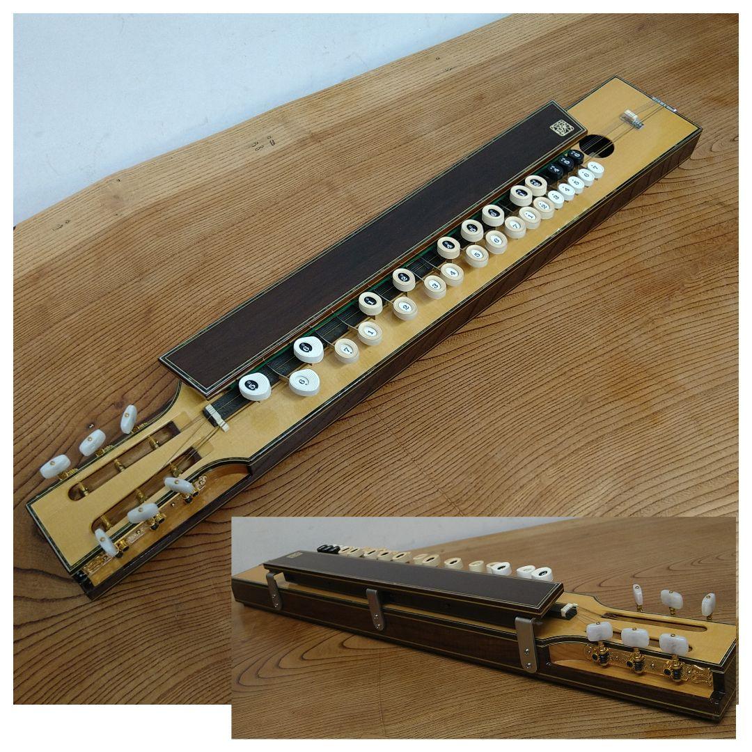 A490 菊八重 大正琴F28JSハードケースショルダーケース栞ピック笛弦美