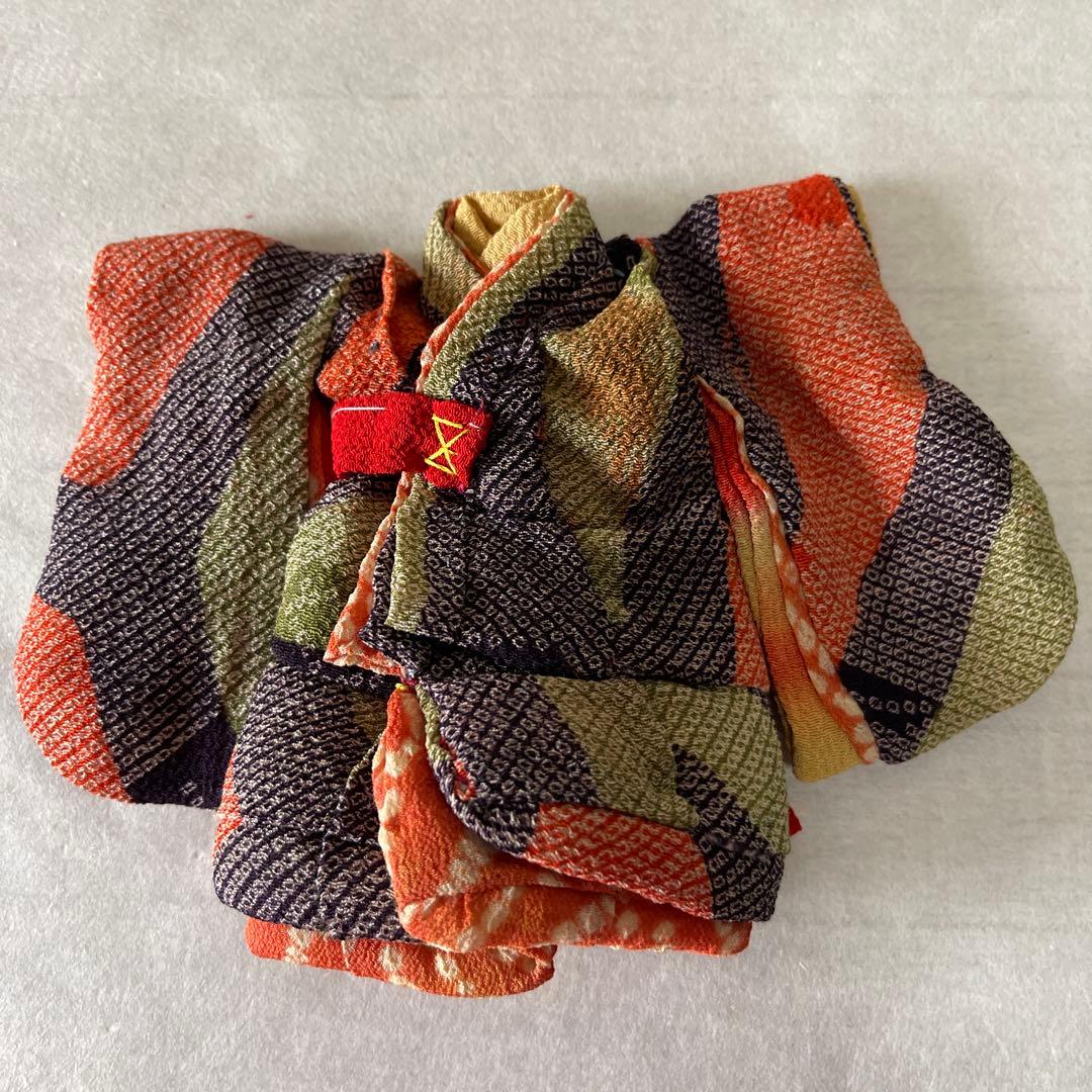 着せれる小さい人形の着物　古布縮緬　1004256 オンライン セールハンドメイド・手芸 - 着せれる小さい人形の着物