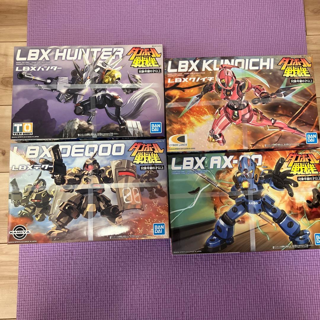 ダンボール戦記　4点新品セット ハンター クノイチAX-00デクー プラモデル『ダンボール戦機』復活記念！ 発売されたばかりの『LBX AX