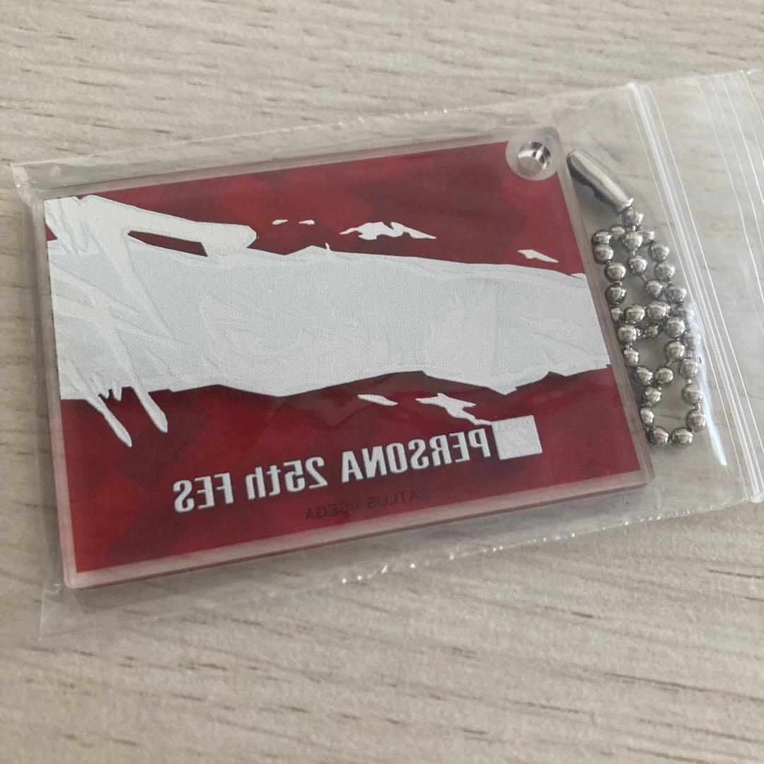 ペルソナ5 カットインアクリルキーホルダー 主人公 ジョーカー - メルカリ
