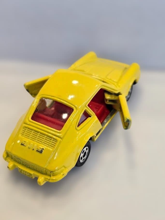 トミカ 外国車シリーズ青箱 No.F3 ポルシェ 911S 日本製箱なし1976