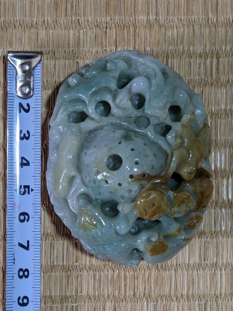 ♢中国美術工芸品 翡翠 蛙 龍 神獣文様 透し彫り 文鎮 ペンダント
