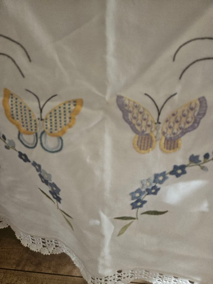 希少 フランスアンティーク風 テーブルクロス マルチカバー 蝶々 刺繍