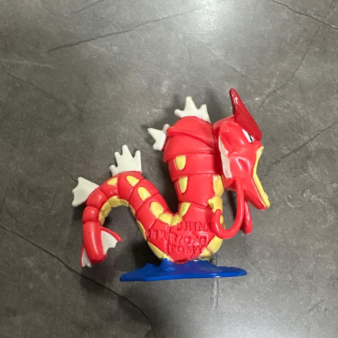 ポケモン モンスターコレクション フィギュア ギャラドス色違い 赤