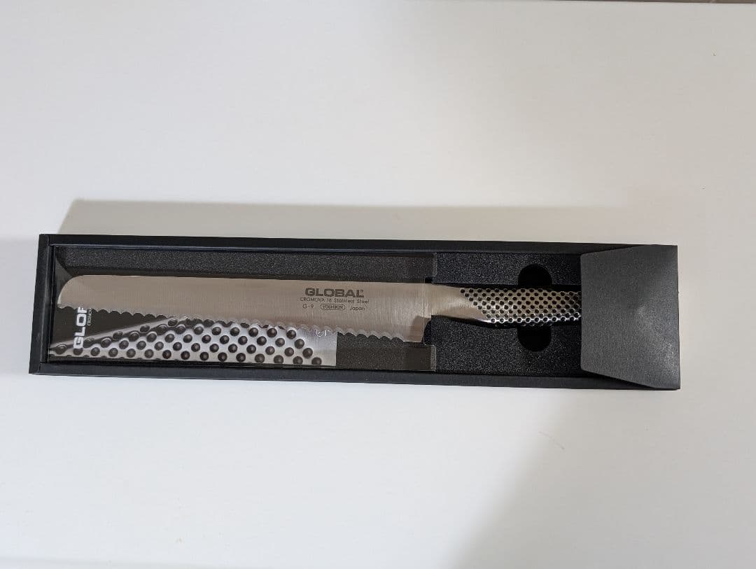 【新品未使用・箱付き】GLOBAL G-9 パン切りナイフ　包丁 G-9：パン切り 22cm