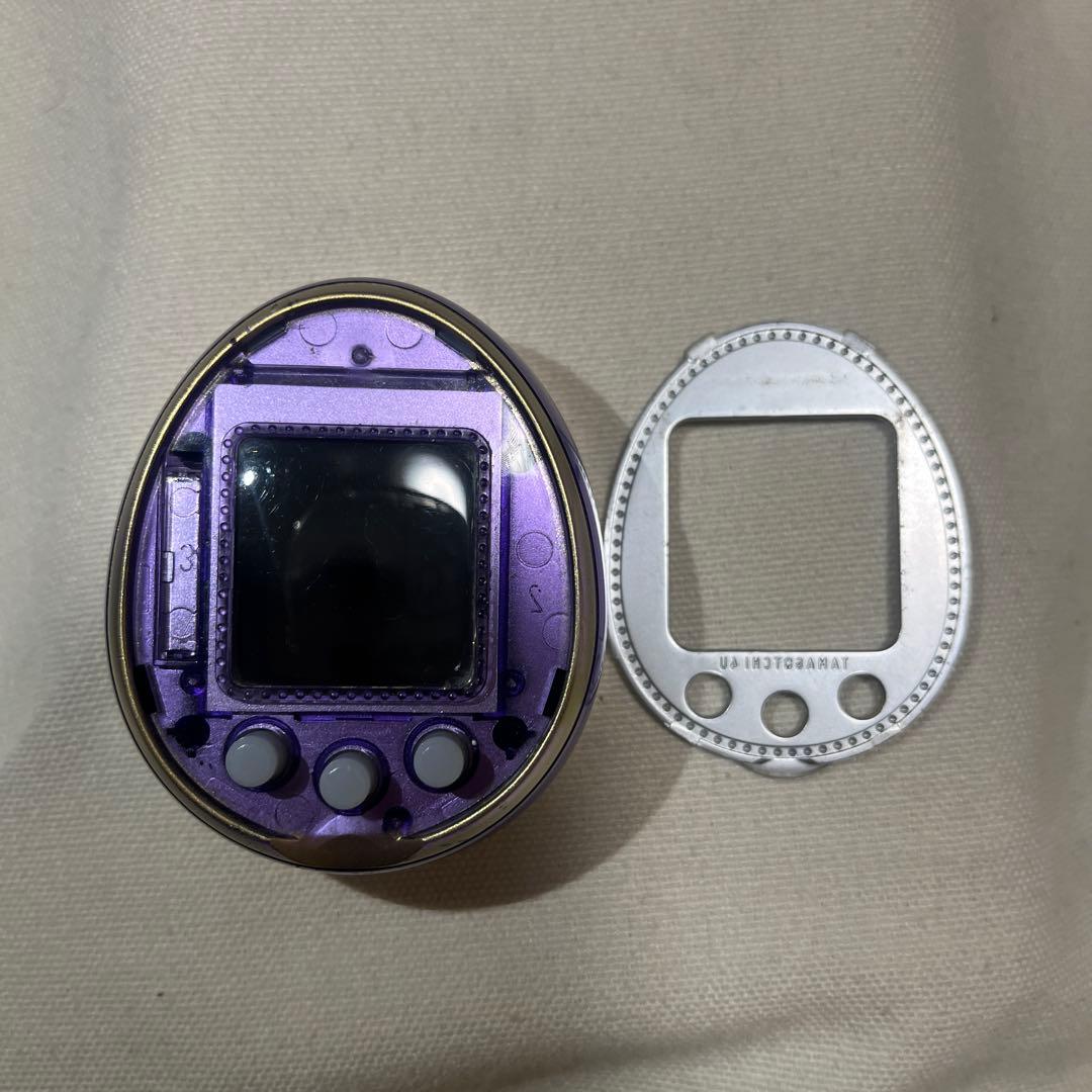 たまごっち 紫と白 51904 - メルカリ