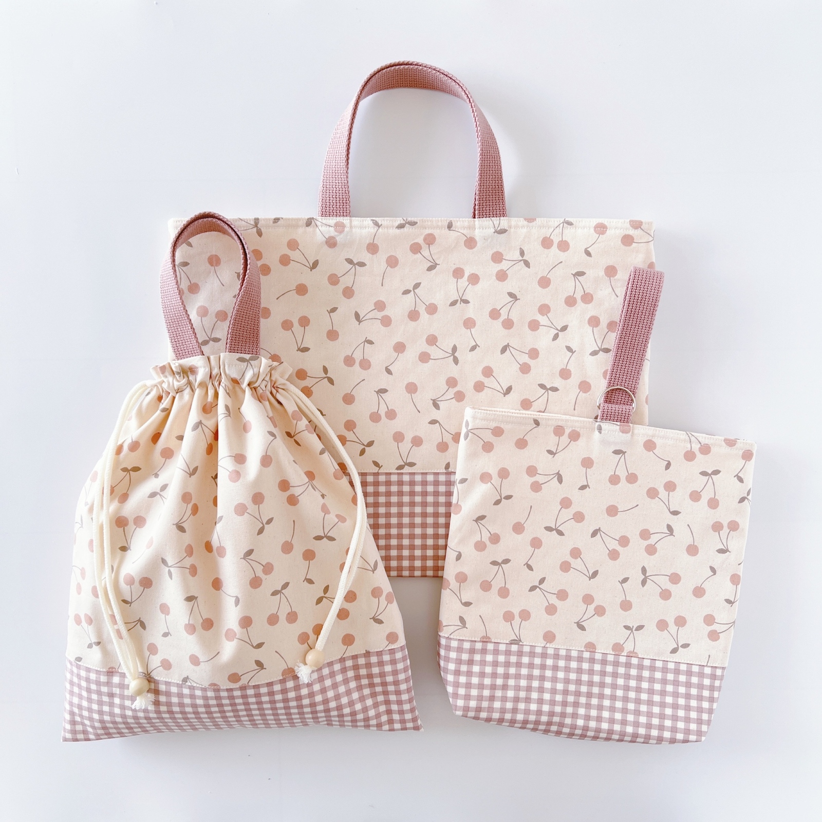 入園入学3点セット】 ≪ くすみチェリー🍒 ≫ レッスンバッグ 上履き