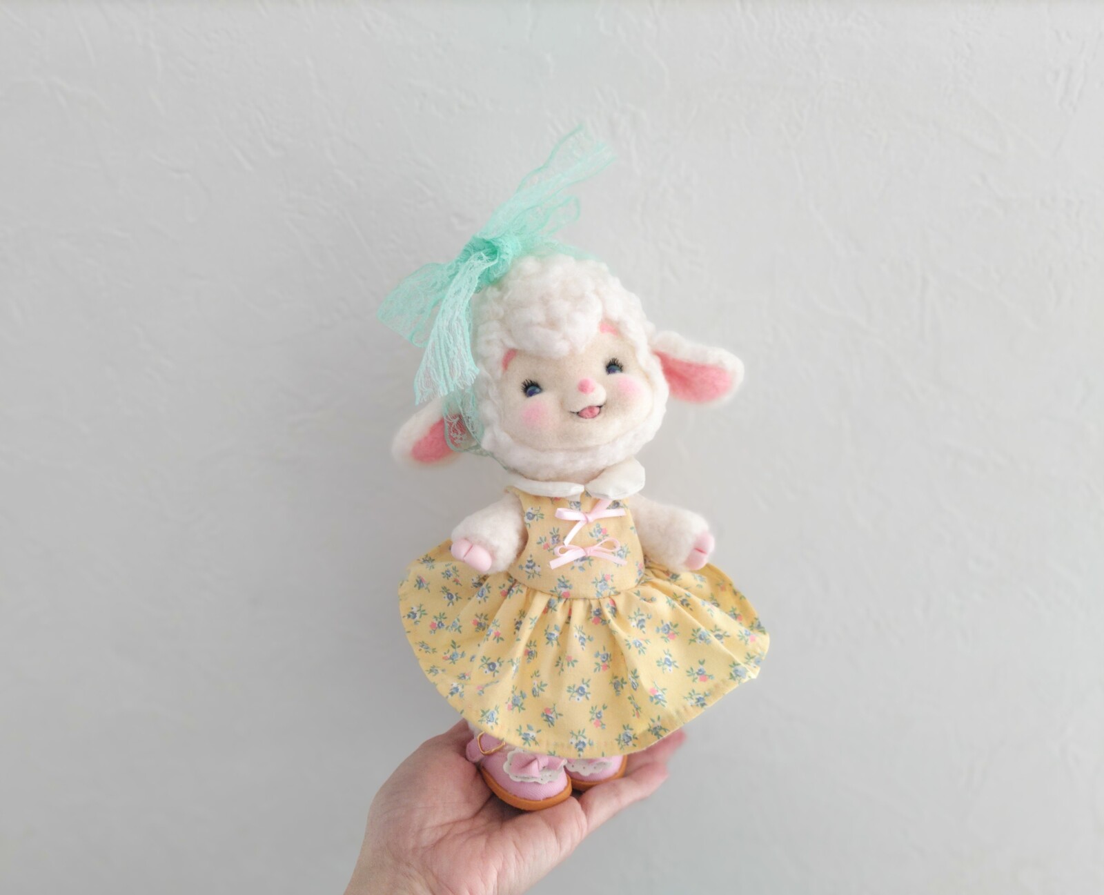 羊毛フェルトドール*ワンピースラムちゃん - popo's gallery | minne