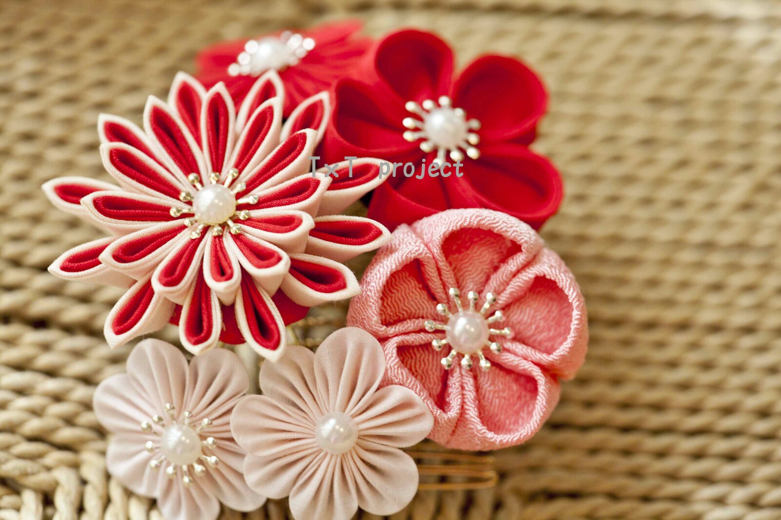 再々々々販】〈つまみ細工〉ハンドメイドかんざし簪/櫛髪飾り/梅/桜