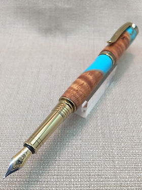 LawLaw Wood Works 木製万年筆 Luana Japan ⁄ Lau Lau Woodworks