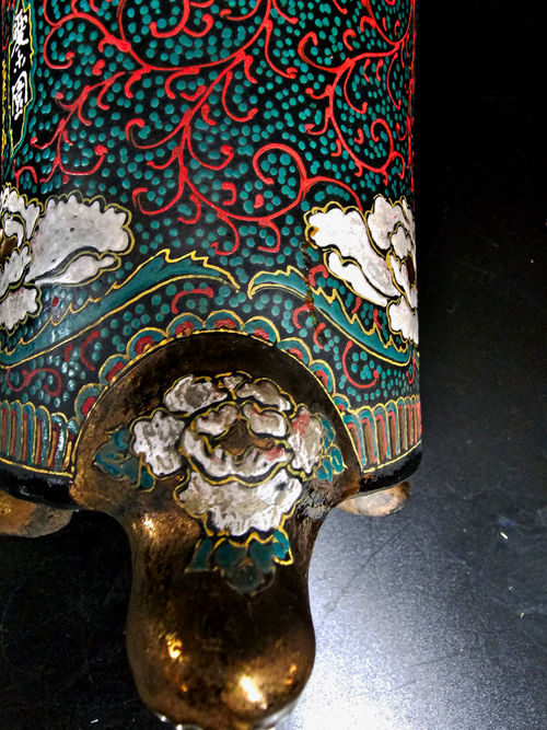 おもと、春蘭古鉢 龍山作