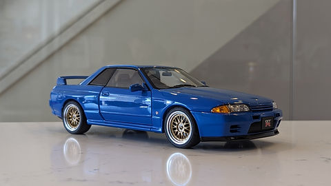 1/18 AUTOart NISSAN SKYLINE GT-R (R32) V-SPEC II TUNED VERSION