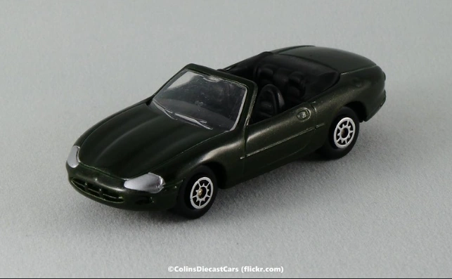 Jaguar XK8 convertible | Maisto Diecast Wiki | Fandom