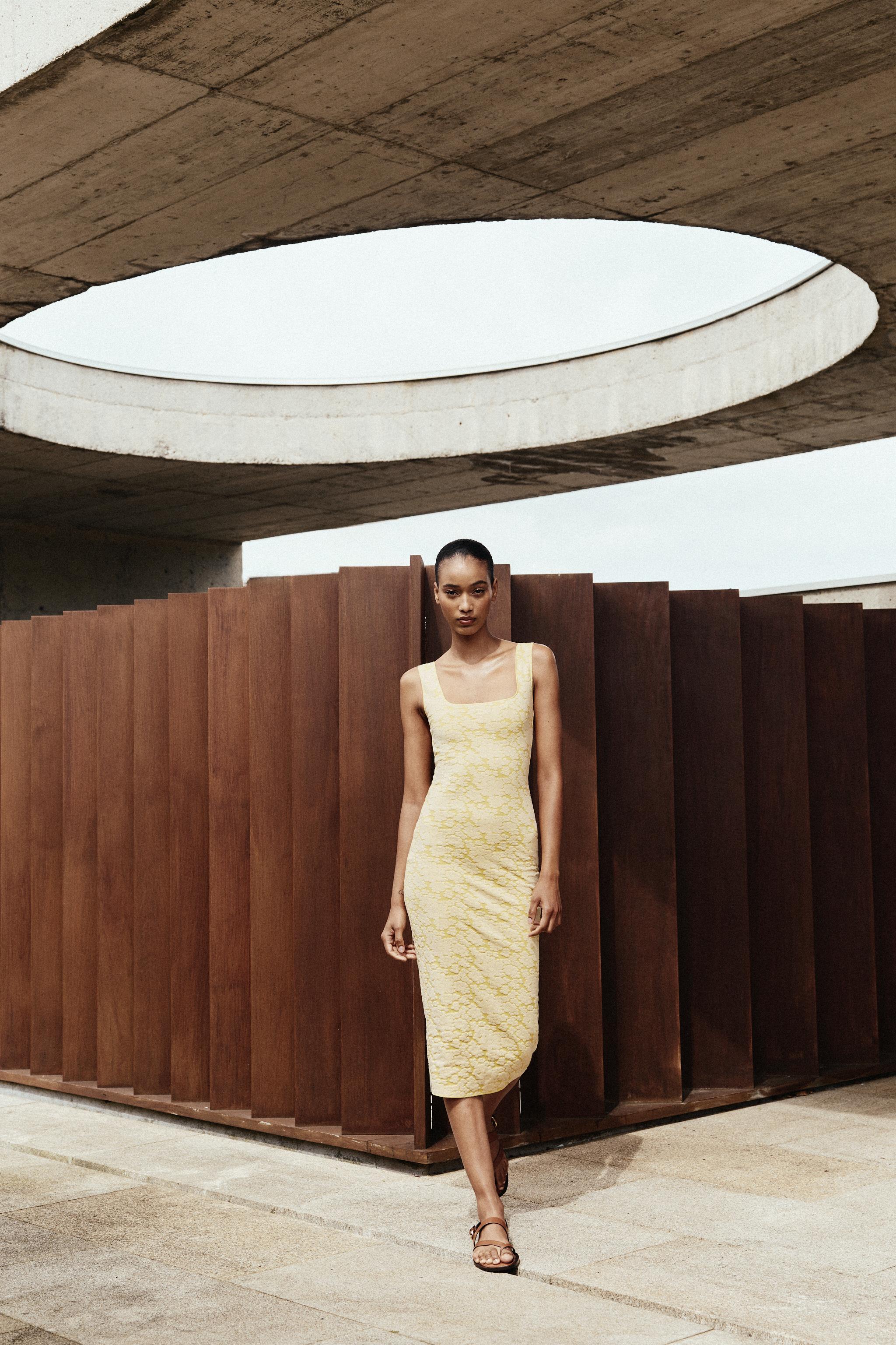 STRETCH SQUARE NECK DRESS - Yellow | ZARA United Kingdom