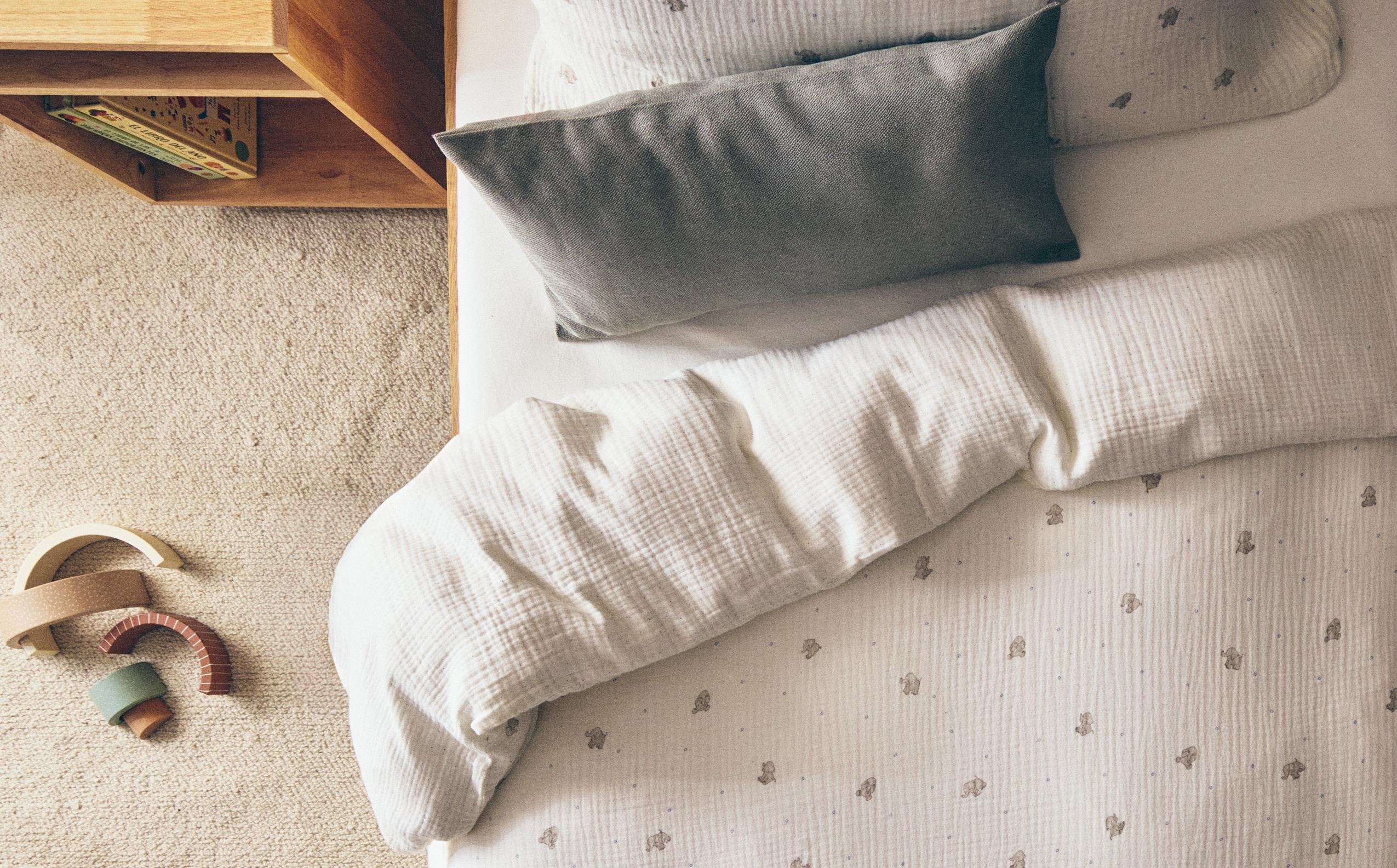 ZARAHOME掛け布団カバー200×200 小売 Zara home サテン 掛け布団