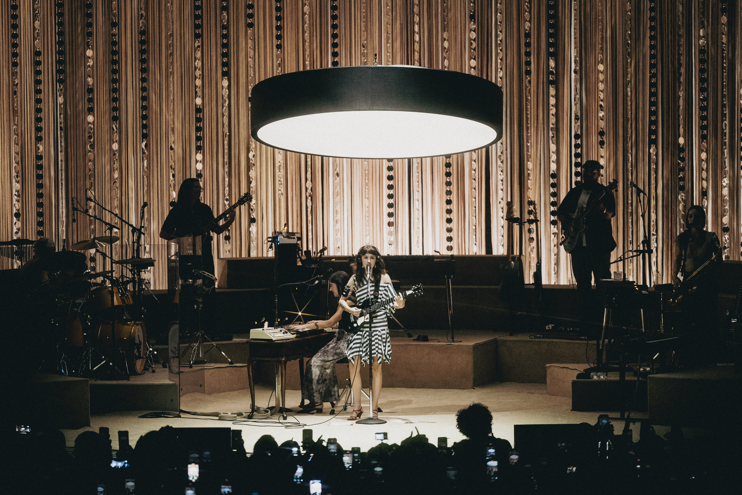 A hot summer night of Clairo's “Charm”