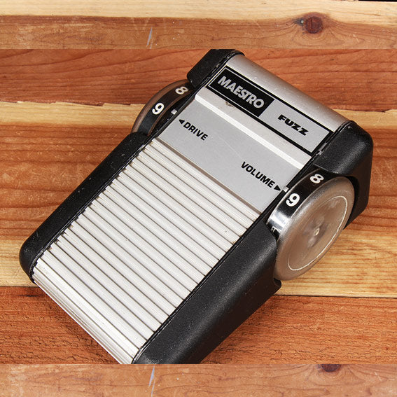 VINTAGE 70s MAESTRO MFZ-1 FUZZ EFFECT PEDAL Clean w/ Rare Battery