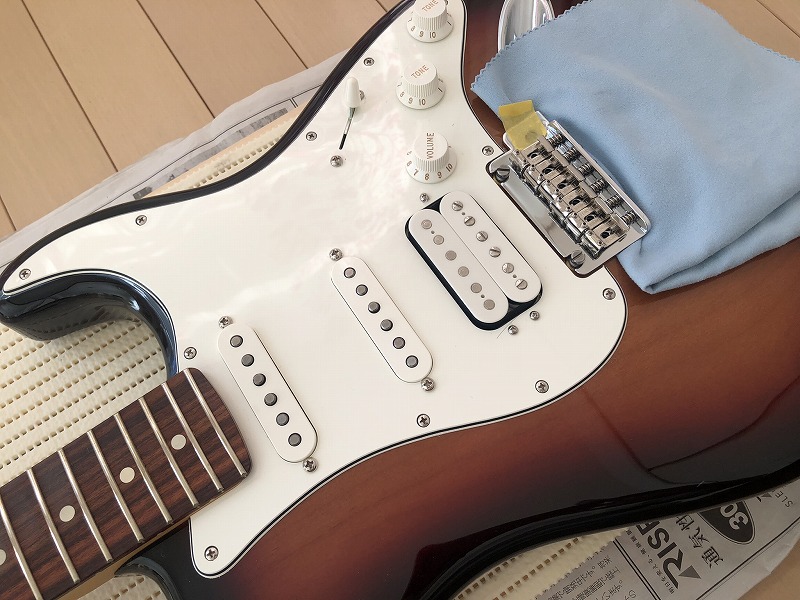 Fender Mexico ストラトのモデファイ/ロックペグ&サドル編 - ユーヒトビア