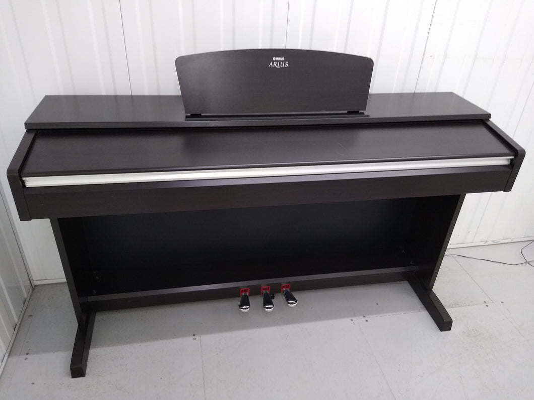 Yamaha Arius YDP-135 digital piano in rosewood stock # 22258
