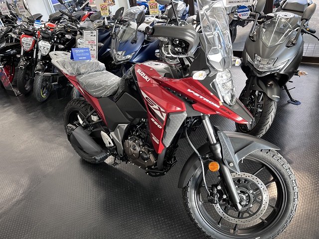 2025年モデル【Vストローム250SX】新色レッド入荷しました！ | スズキ