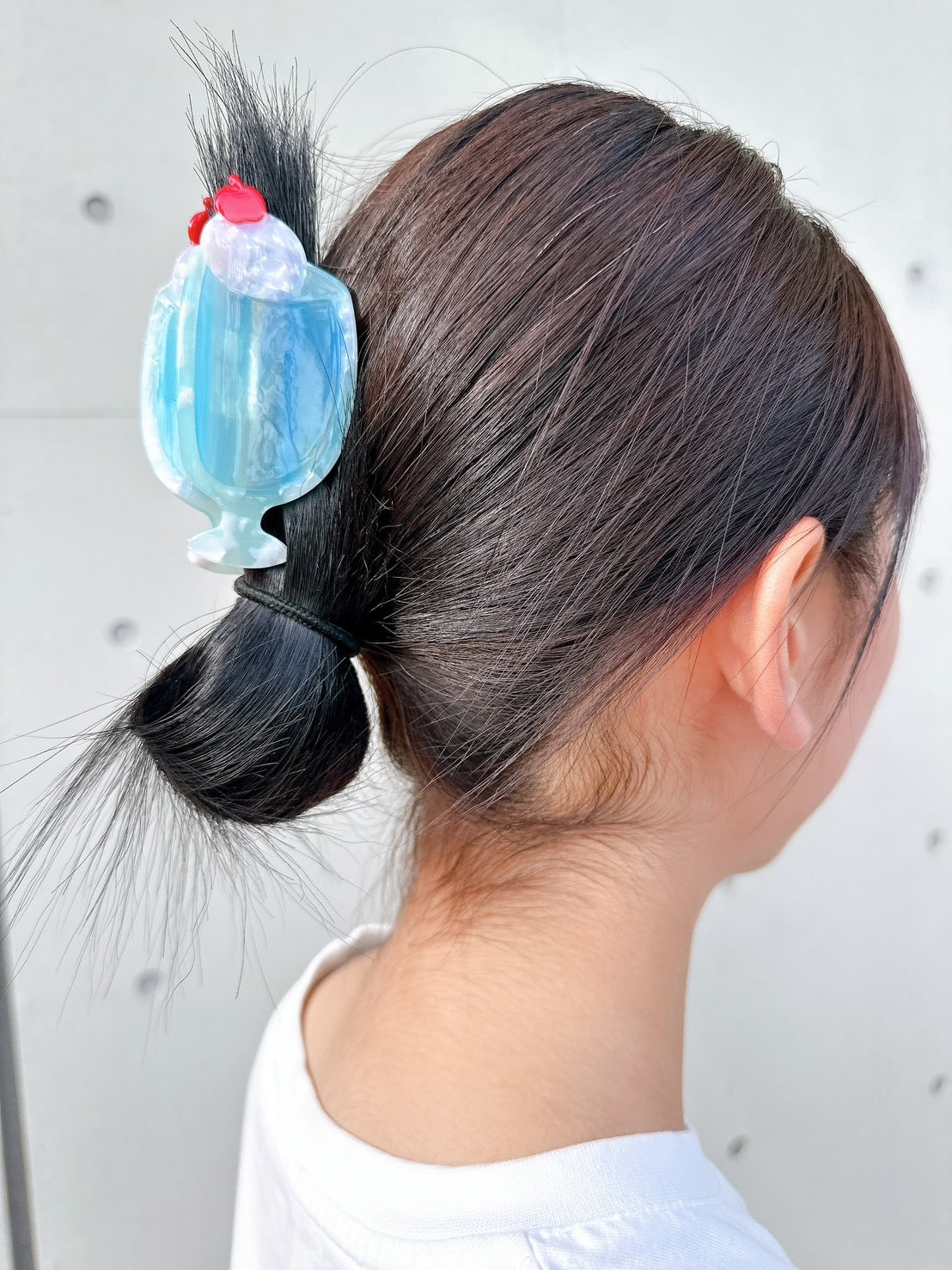 ヘアクリップ クリームソーダ – スズキヒャッカ